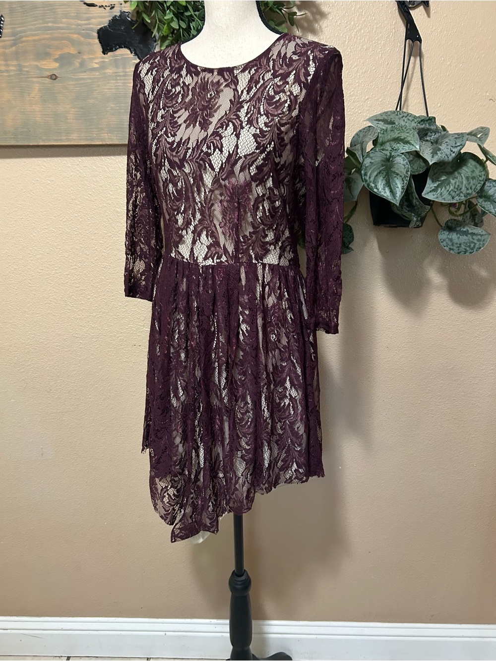 Plum Lace Fit & Flare Dress Long Sleeve Floral Lace Cocktail Party Dress